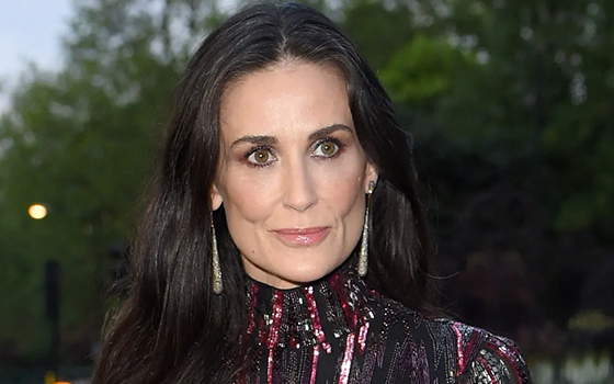 Звезды, потратившие целое состояние на пластику