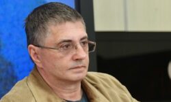 Популярны при ковиде: Мясников предупредил, что разжижающие кровь лекарства смертельно опасны