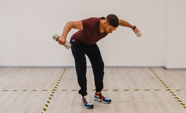 Для красивой осанки: 10 упражнений на плечи, доступных в домашних условиях (ВИДЕО) Для красивой осанки: 10 упражнений на плечи, доступных в домашних условиях (ВИДЕО)