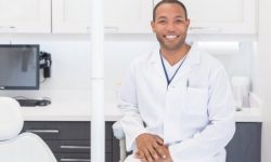 Гастроэнтеролог назвала признаки поражения печени