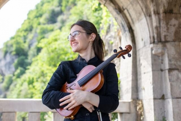 Три возраста, когда мы чувствуем себя наиболее одинокими Три возраста, когда мы чувствуем себя наиболее одинокими