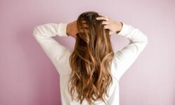 Средства для выпрямления волос повышали вероятность развития рака матки